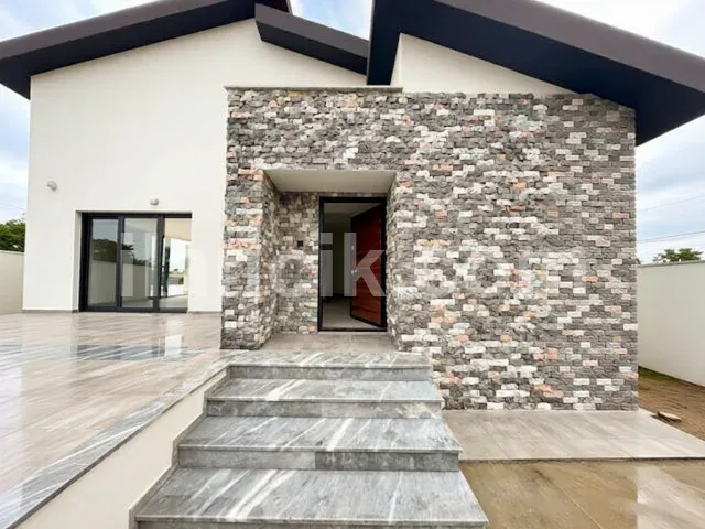 Satılık 3 Yatak Odalı Villa - Tatlısu, Mağusa - 3