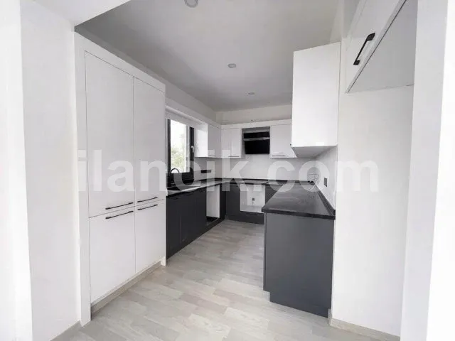 Satılık 3 Yatak Odalı Villa - Tatlısu, Mağusa - 5