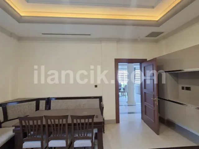 Satılık 5 Yatak Odalı Lüks Villa - Edremit, Girne - 8