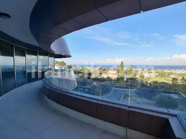 Satılık 5 Yatak Odalı Lüks Villa - Edremit, Girne - 12