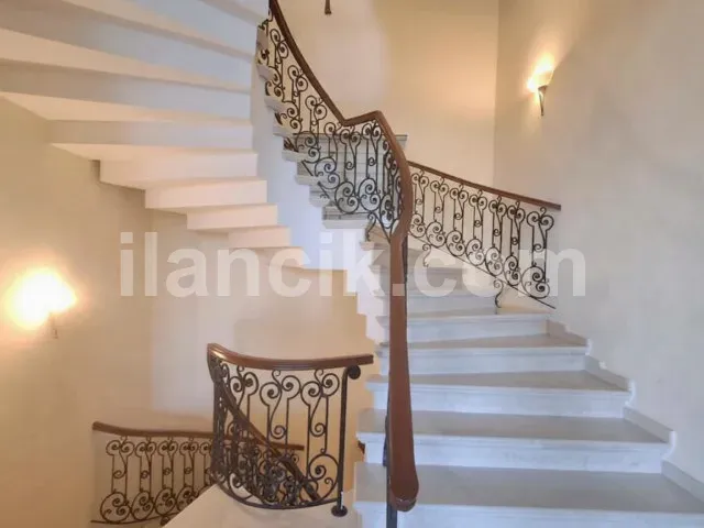 Satılık 5 Yatak Odalı Lüks Villa - Edremit, Girne - 15