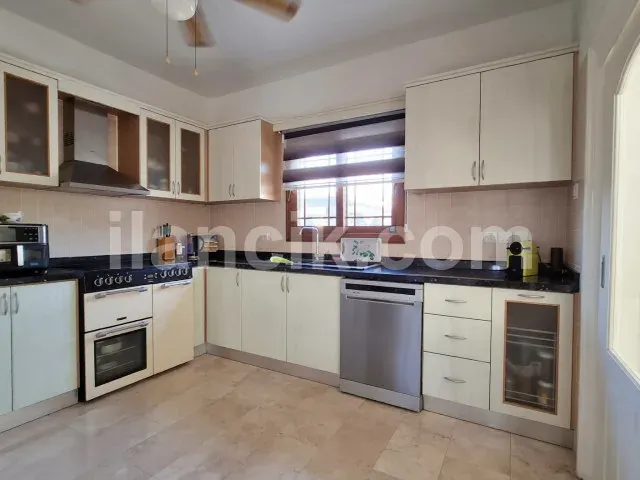 Satılık Villa, Alsancak, Girne - 4 Yatak Odalı Özel Havuzlu - 8