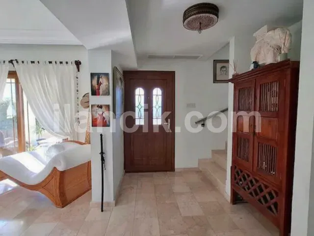 Satılık Villa, Alsancak, Girne - 4 Yatak Odalı Özel Havuzlu - 11