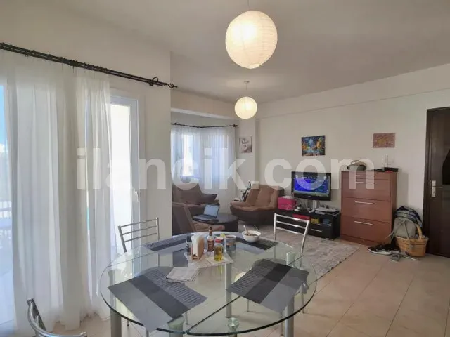 Alsancak'ta Satılık 2 Yatak Odalı Mobilyalı Daire - 6