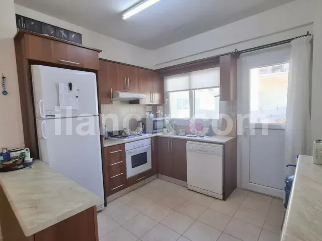Alsancak'ta Satılık 2 Yatak Odalı Mobilyalı Daire - 9