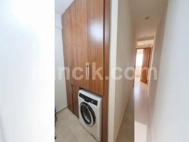 Alsancak'ta Satılık 2 Yatak Odalı Mobilyalı Daire - 11