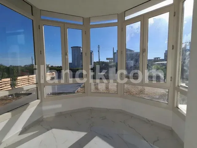 Satılık 3 Yatak Odalı Villa - Alsancak, Girne - 2