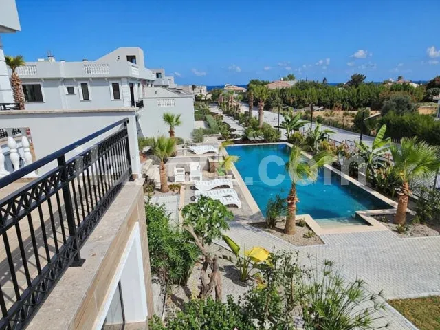 Satılık 1 Yatak Odalı Daire - Lapta, Girne - 2