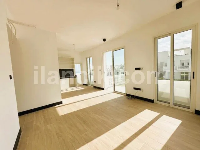 Alsancak'ta Satılık 2 Yatak Odalı Lüks Penthouse - 5