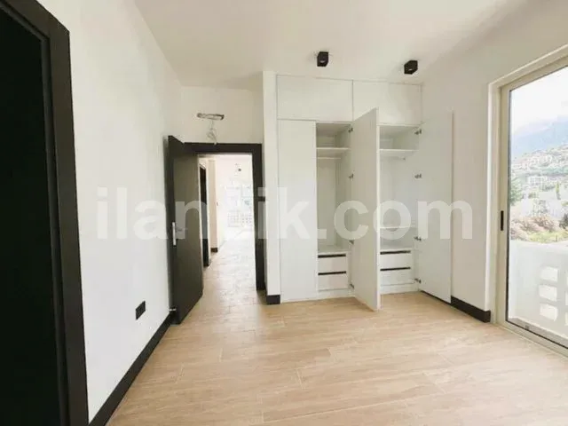 Alsancak'ta Satılık 2 Yatak Odalı Lüks Penthouse - 6