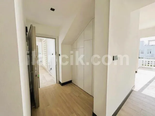 Alsancak'ta Satılık 2 Yatak Odalı Lüks Penthouse - 7