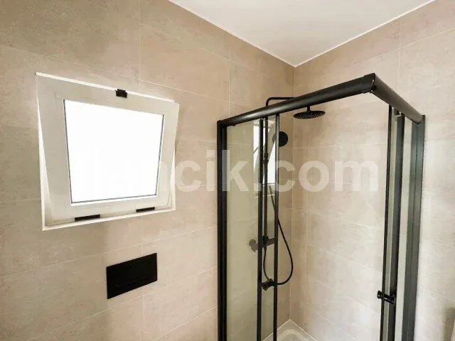 Alsancak'ta Satılık 2 Yatak Odalı Lüks Penthouse - 11