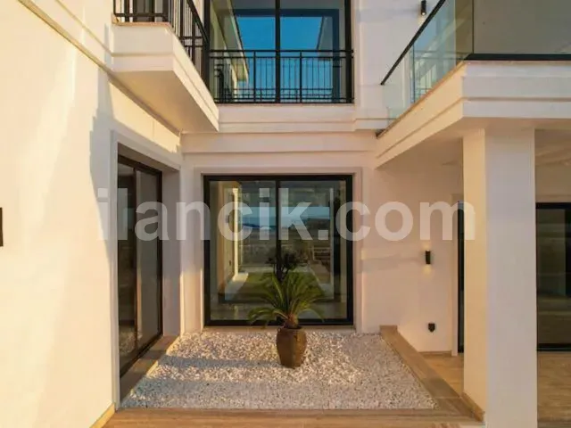 Bellapais'te Satılık 4 Yatak Odalı Lüks Villa - 17