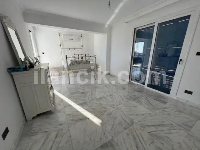 Satılık Villa, Karmi, Girne - Deniz ve Dağ Manzaralı - 10
