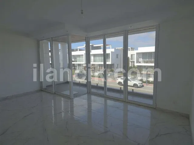 İskele Boğaz'da Satılık 3 Yatak Odalı Daire - 10
