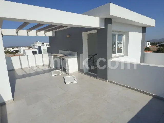 İskele Boğaz'da Satılık 3 Yatak Odalı Daire - 15