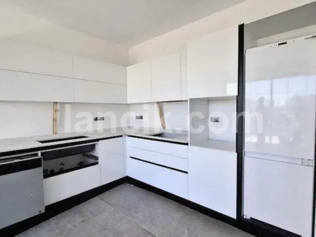 Satılık 1+1 Daire, Teraslı ve Işıklı - Lapta, Girne - 5