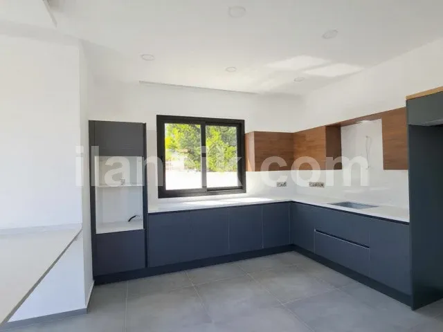 Satılık 4 Yatak Odalı Villa - Zeytinlik, Girne - 3