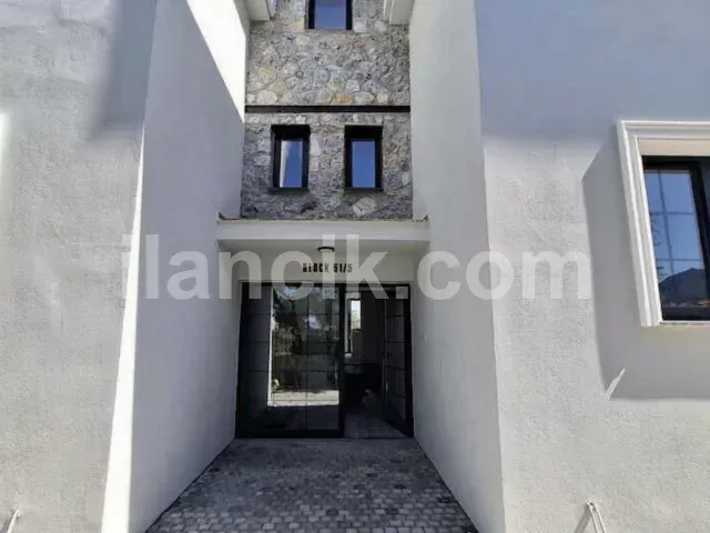 Satılık 1+1 Daire, Teraslı ve Işıklı - Lapta, Girne - 14
