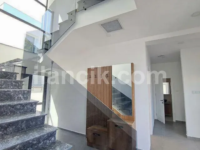 Satılık 4 Yatak Odalı Villa - Zeytinlik, Girne - 7