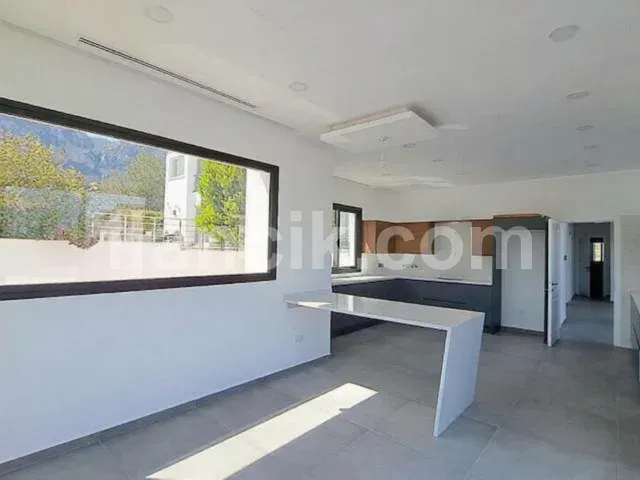 Satılık 4 Yatak Odalı Villa - Zeytinlik, Girne - 8