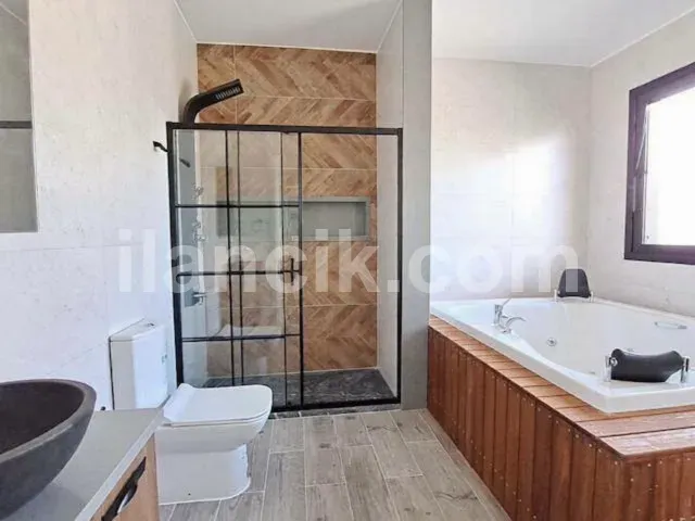 Satılık 4 Yatak Odalı Villa - Zeytinlik, Girne - 11