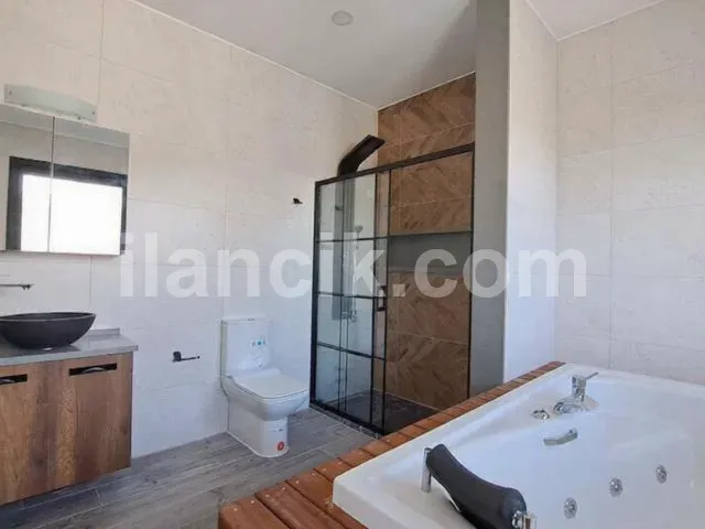 Satılık 4 Yatak Odalı Villa - Zeytinlik, Girne - 13