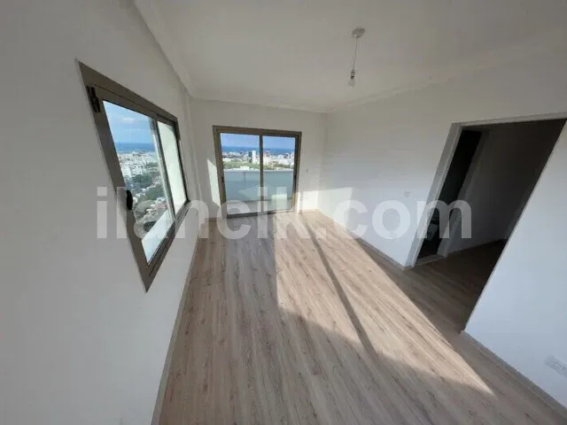 Yukarı Girne'de Satılık 17 Daireli Apartman Binası - 7
