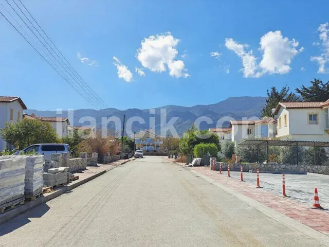 Alsancak'ta Satılık 3 Yatak Odalı Müstakil Villa - 6
