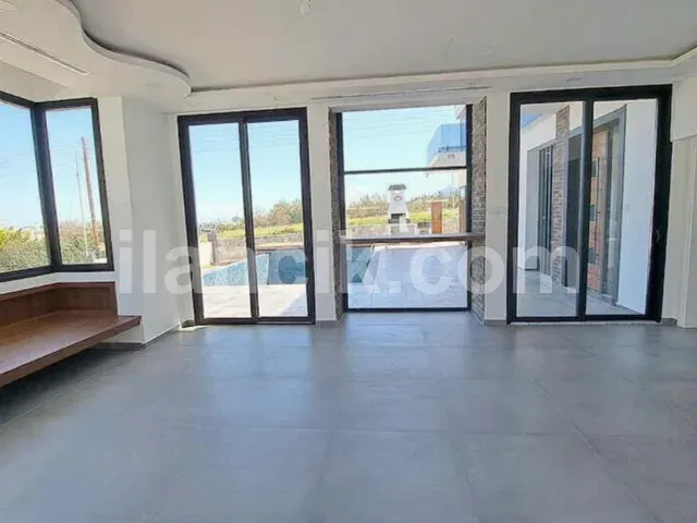 Satılık 4 Yatak Odalı Villa - Zeytinlik, Girne - 20