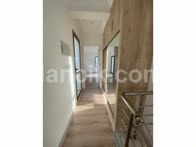 Yukarı Girne'de Satılık 17 Daireli Apartman Binası - 11