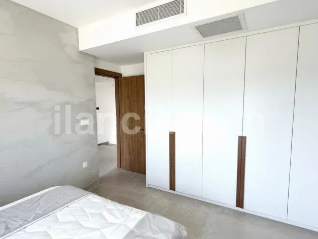 Bahçeli'de Satılık 3 Yatak Odalı Havuzlu Villa - 12