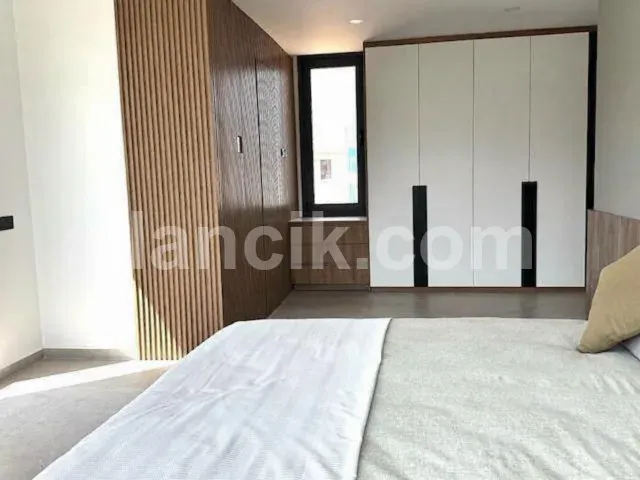 Bahçeli'de Satılık 3 Yatak Odalı Havuzlu Villa - 13