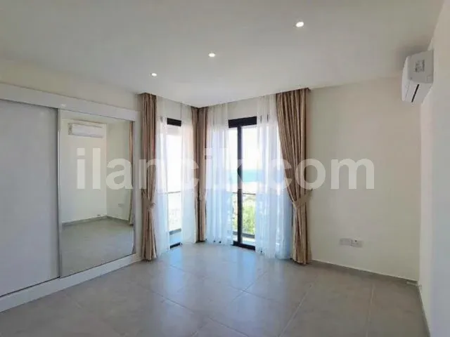 Esentepe'de Satılık 3 Yatak Odalı Deniz Manzaralı Villa - 18