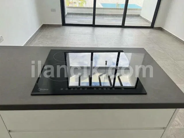 Esentepe'de Satılık 1+1 Daire – Sahile 100 m - 6