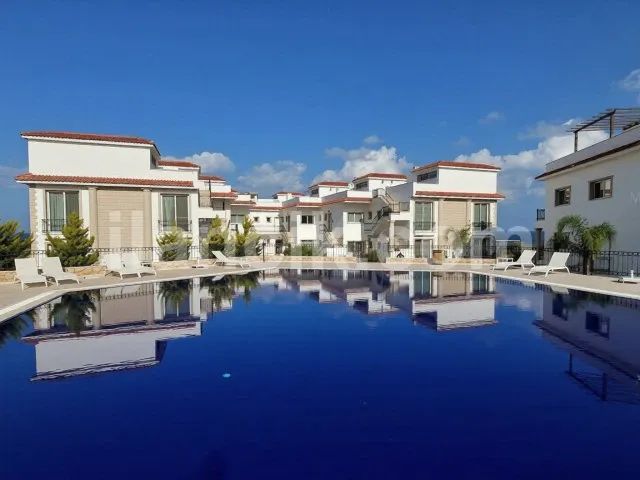 Esentepe'de Satılık 2 Yatak Odalı Deniz Manzaralı Daire