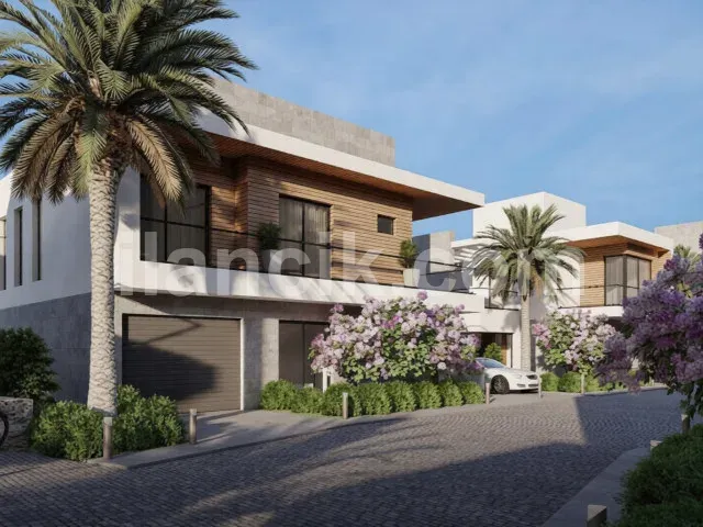 Edremit'te Satılık 4 Yatak Odalı Lüks Villa
