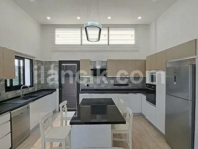 Satılık 4 Yatak Odalı Villa - Karşıyaka, Girne - 10