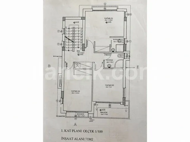 Alsancak'ta Satılık 3 Yatak Odalı Muhteşem Manzaralı Villa - 17