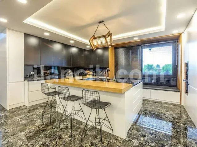 Edremit'te Denize Yakın Satılık Lüks Villa - 8