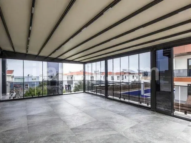 Edremit'te Denize Yakın Satılık Lüks Villa - 9