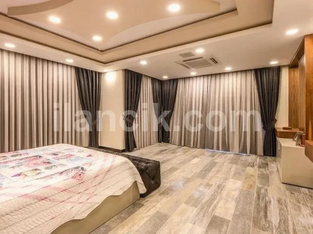 Edremit'te Denize Yakın Satılık Lüks Villa - 15