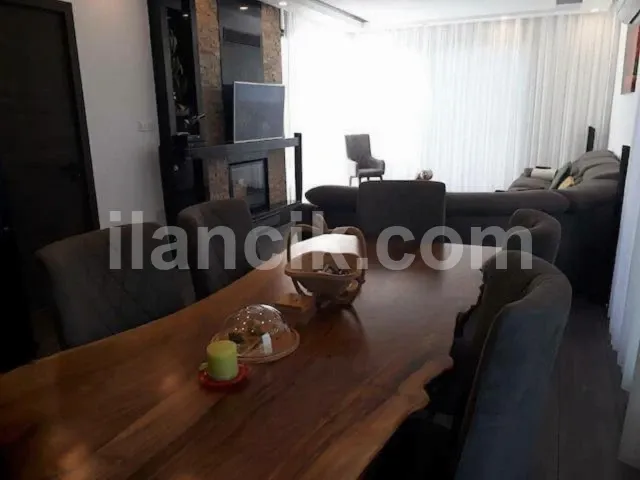 Lapta'da Satılık Müstakil Ev - Denize Yakın Konumda - 6