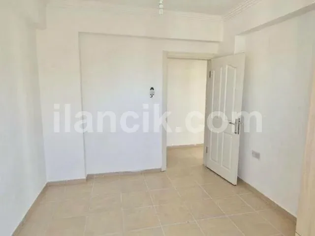 Alsancak'ta Satılık 2 Yatak Odalı Penthouse - 80 m² - 6