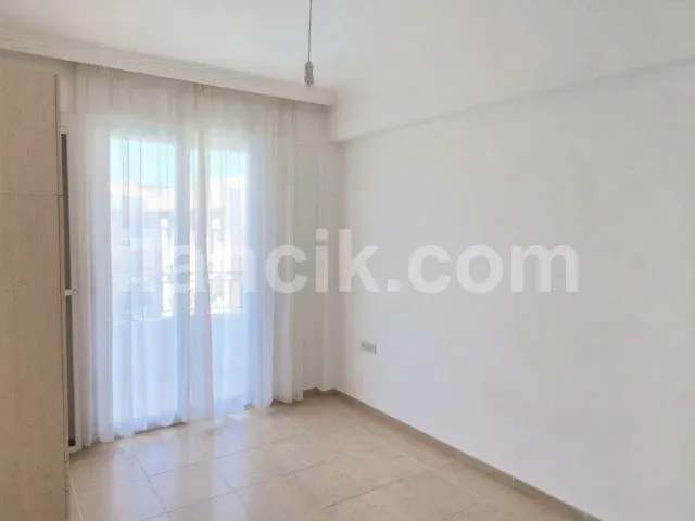 Alsancak'ta Satılık 2 Yatak Odalı Penthouse - 80 m² - 7