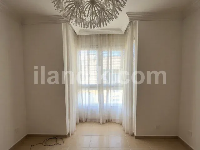 Alsancak'ta Satılık 2 Yatak Odalı Penthouse - 80 m² - 14