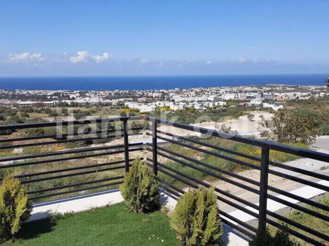 Satılık 4 Yatak Odalı Lüks Villa - Edremit, Girne - 3