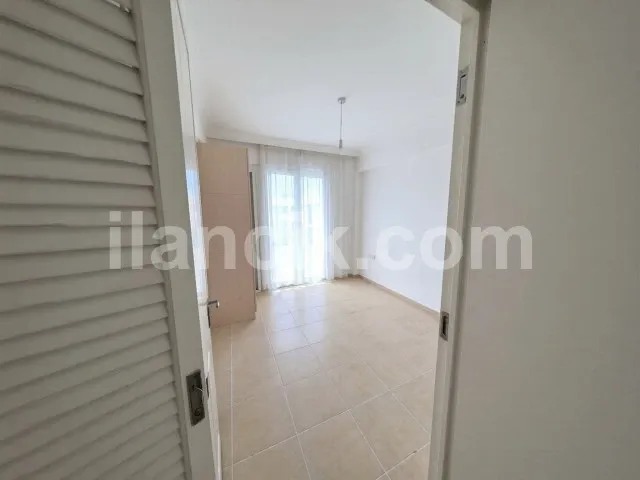 Alsancak'ta Satılık 2 Yatak Odalı Penthouse - 80 m² - 16