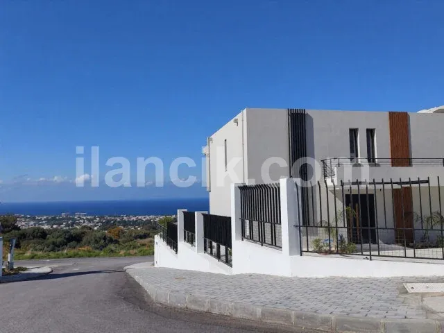 Satılık 4 Yatak Odalı Lüks Villa - Edremit, Girne - 5