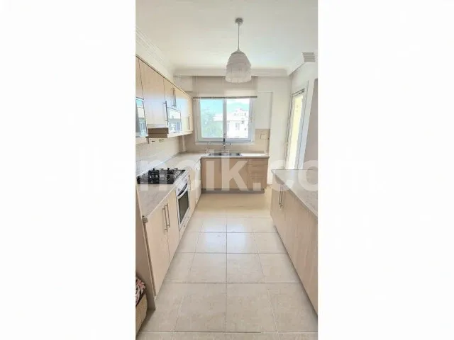 Alsancak'ta Satılık 2 Yatak Odalı Penthouse - 80 m² - 18